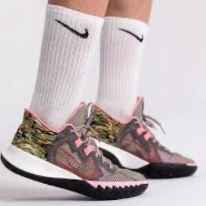 Nike Kyrie Flytrap 5 Moon Fossil Pink Glaze Men's Size 10.5 Basketball Shoes